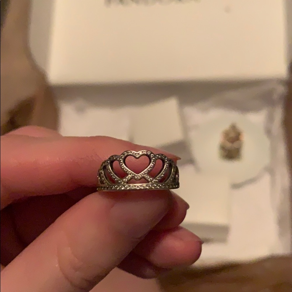 Pandora size 6 hearts tiara ring